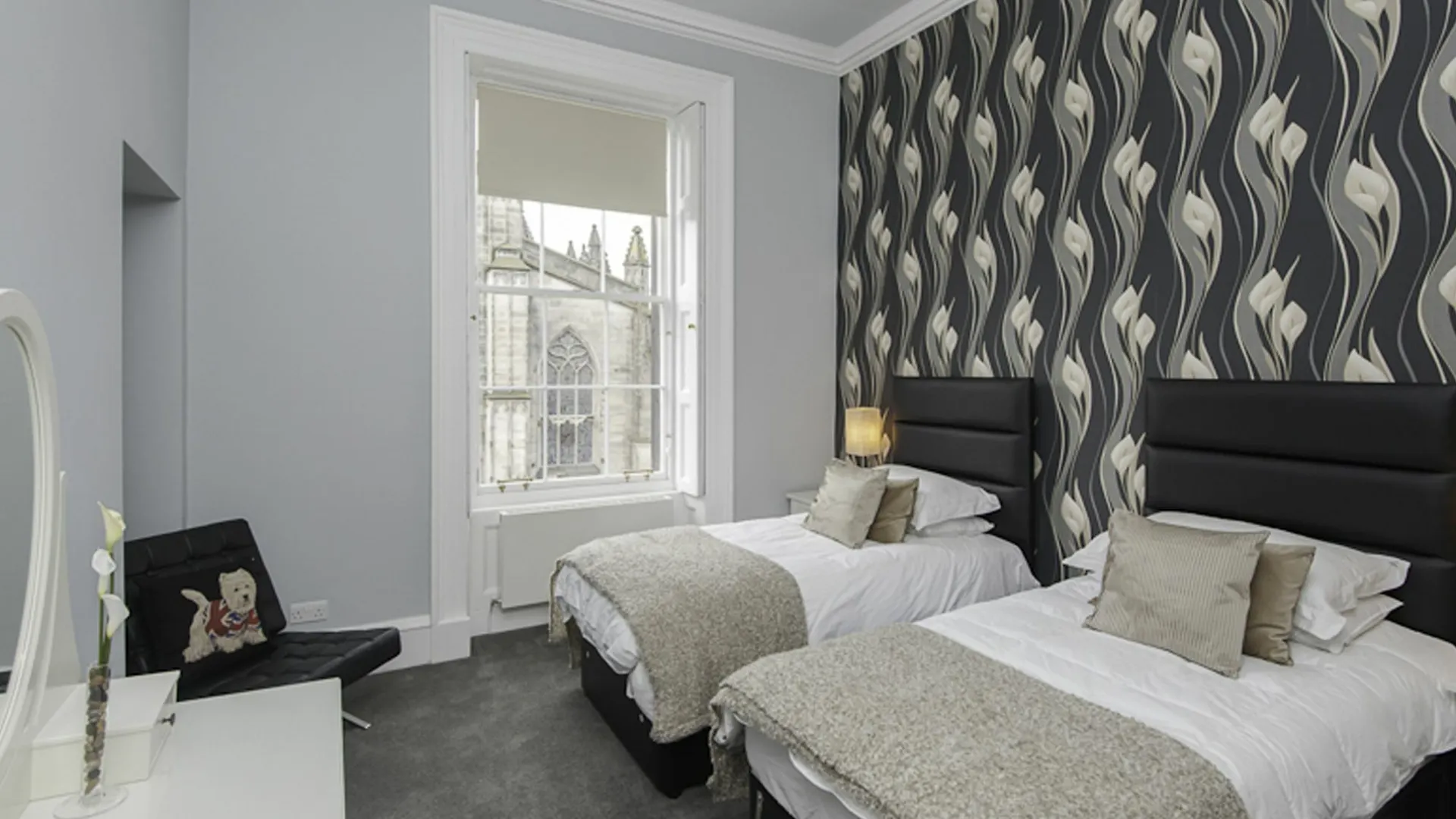 Parliament Apartment Edinburgh 0*,