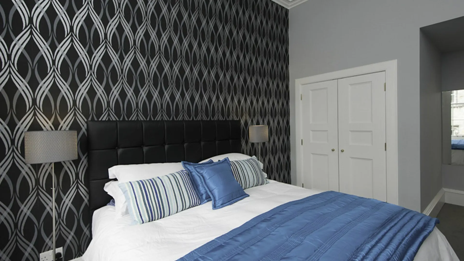 Parliament Apartment Edinburgh